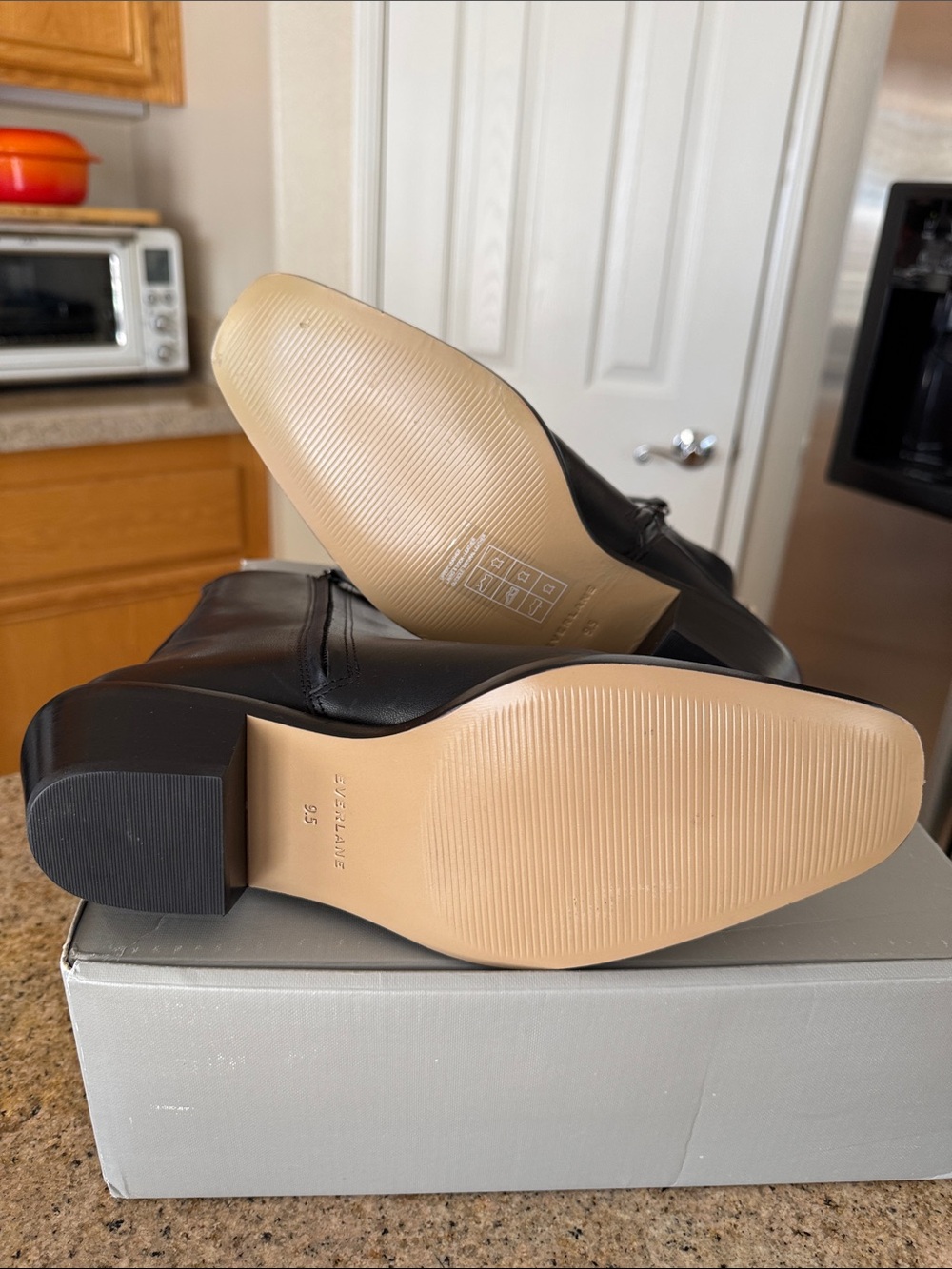 Everlane The Havana Boot Black Leather 9.5 Brand New in Box - Picture 11 of 11